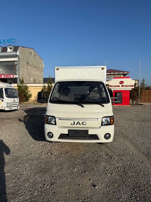 JacX200 furgonlik chegrma narh bilan sotib oling