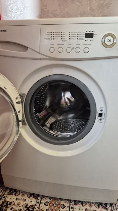 Продам стиральную машину Samsung