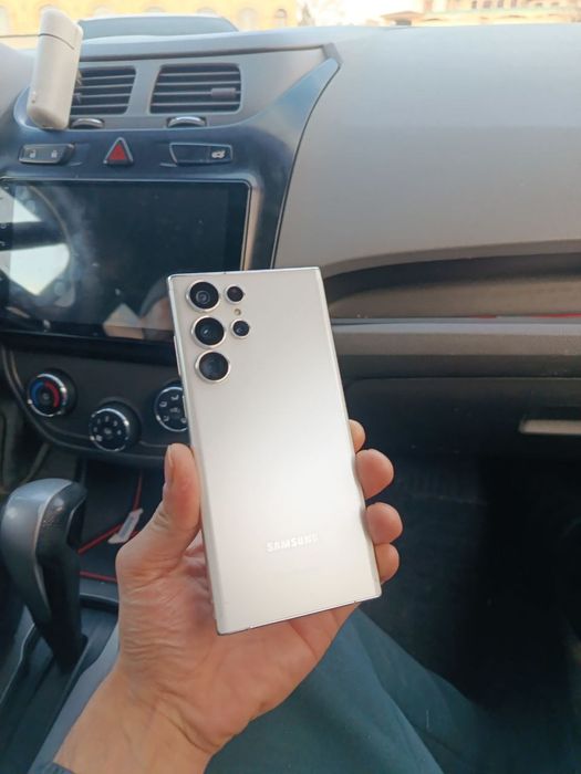 Samsung 22 ultra 256.12