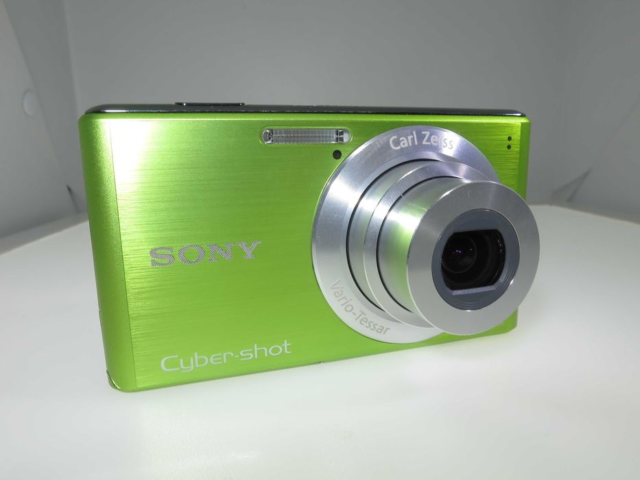 Sony Cyber-shot W530 компактен цифров фотоапарат дигитална камера НОВ!