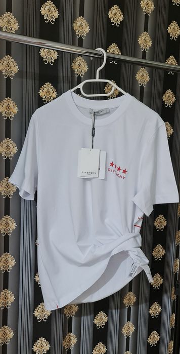 Tricou reducere Givenchy  / off white