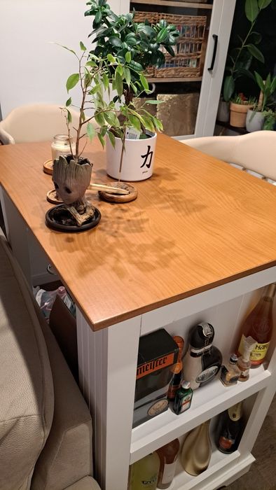 Bar model de la Mobexpert