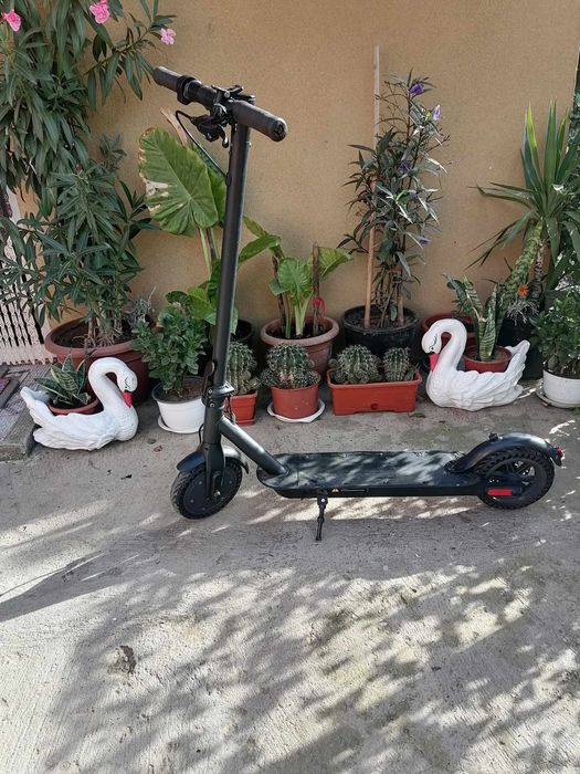 Vând trotinetă electrică!