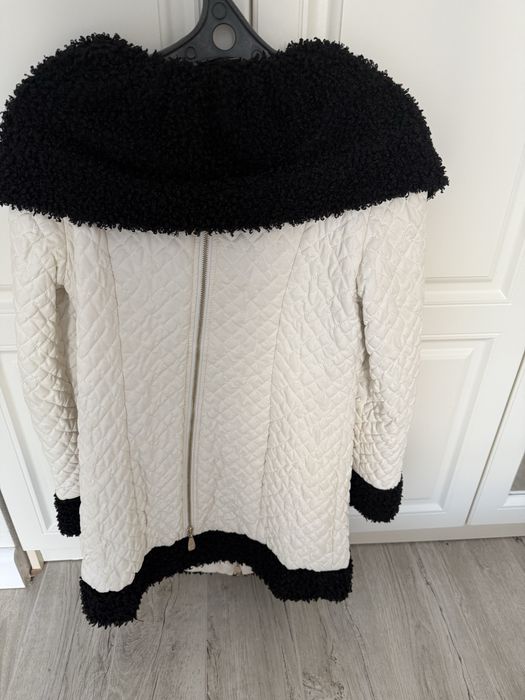 Продам женскую куртку