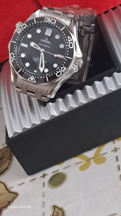 Vand ceas Omega nou