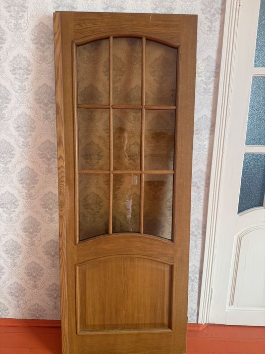 Продаю двери из шпона