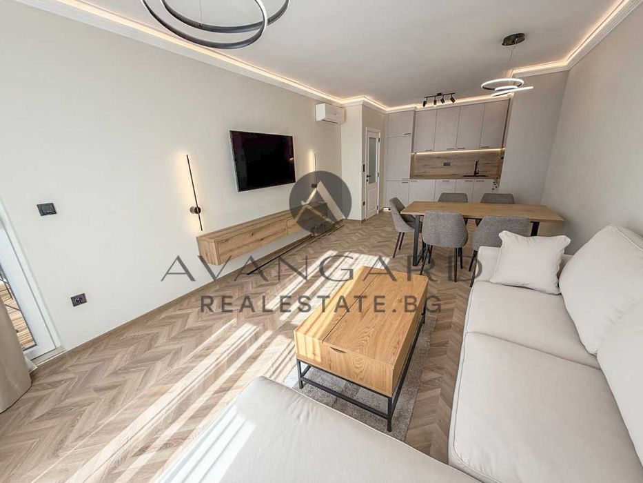 Продава се Двустаен апартамент в Пловдив, Кючук Париж - 73 кв.м за 1013 €/кв.м - Снимка #2