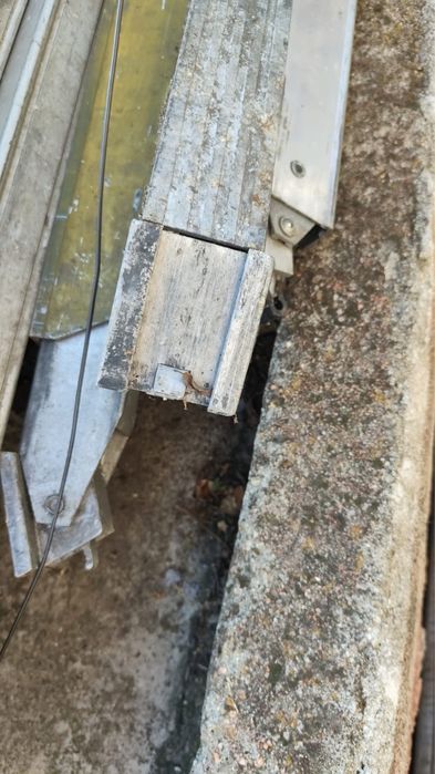 Щендери за укрепване на товари на камион