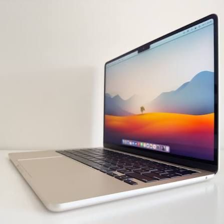 Macbook Air, M2 [2022] - 8 GB “Silver”