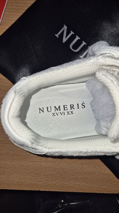 pantofi numeris 41