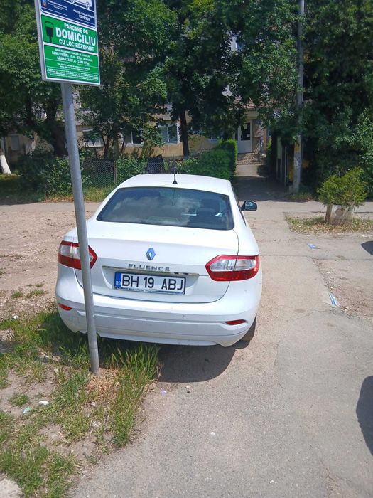 RENAULT Fluence 2016 — imagine 3