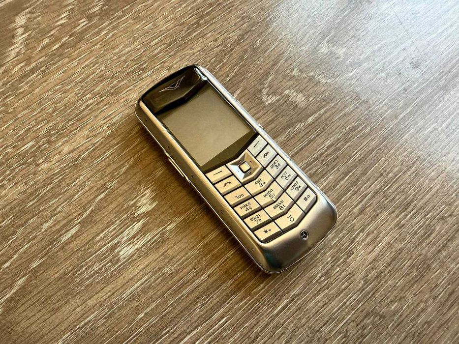 Vertu Constellation