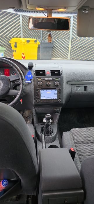 Vw turan 2.0 tdi 140 cp