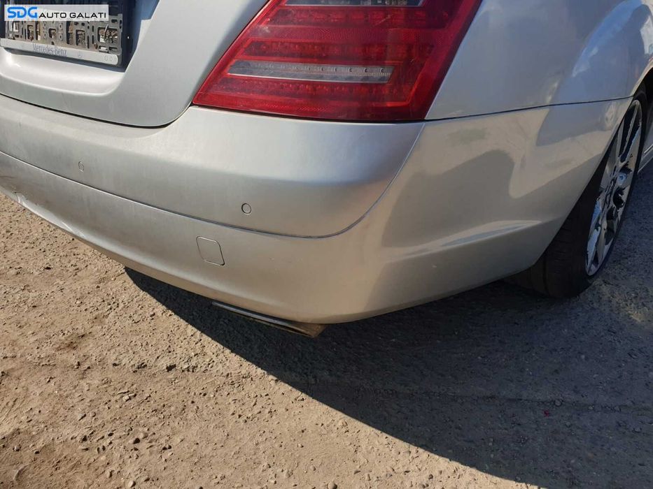 Bara Spoiler Spate cu Locas Senzori Parcare Mercedes Clasa S Class W221 S320 Facelift 2005 - 2013 Culoare C775 [C0295]