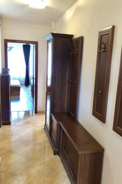 Дава се под наем Тристаен апартамент в София, Оборище - 100 кв.м за 612 € - Снимка #2