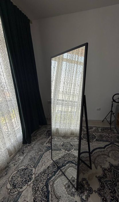 Модельное зеркало