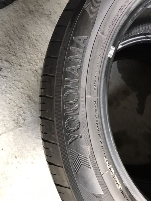 245/50/18 Yokohama 2 броя 6 мм