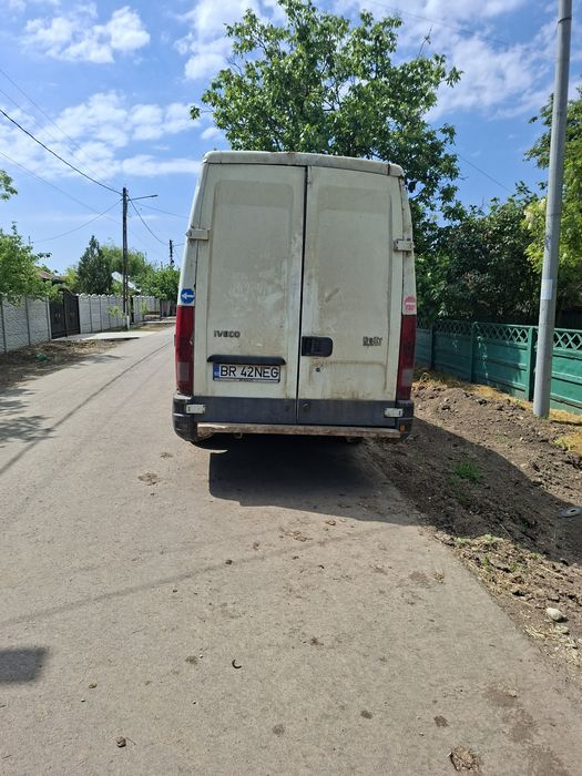 De vanzare duba mentionez duba este radiata