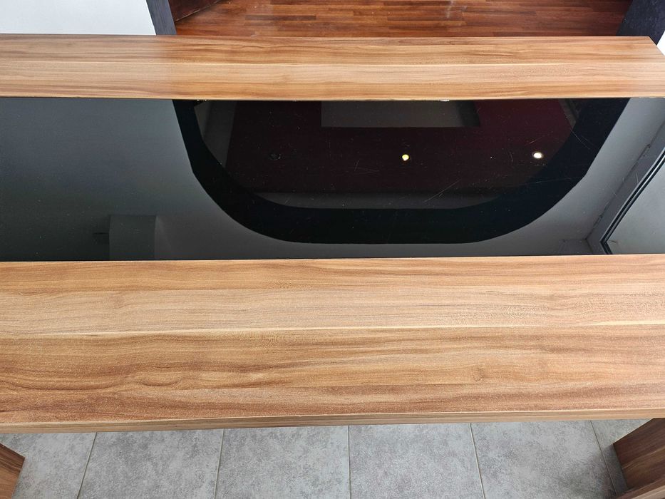 Трапезна маса с дължина 160см