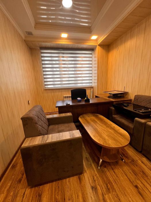 Два Свободных Кабинета с мебелью на алмазаре