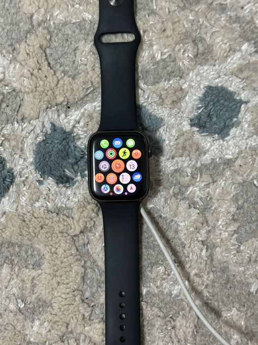 Продам apple watch эпл вотч