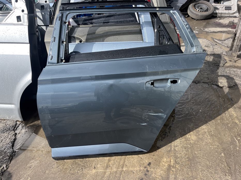 Врата лява Skoda SuperB 2016- 2бр