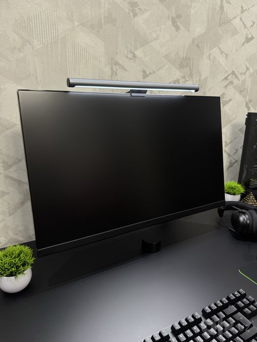 LG UltraGear 32 2K 180hz