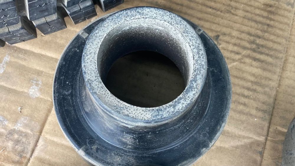 Jeep Grand Cherokee ECU 4.0L6. Подложки 5см