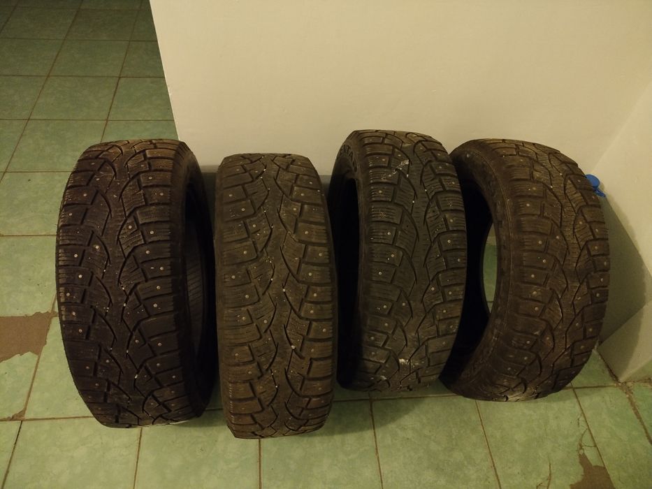 Шины комплект 215/60/16