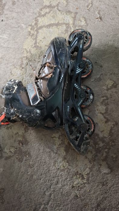 Vând role oxelo mărime 38-42