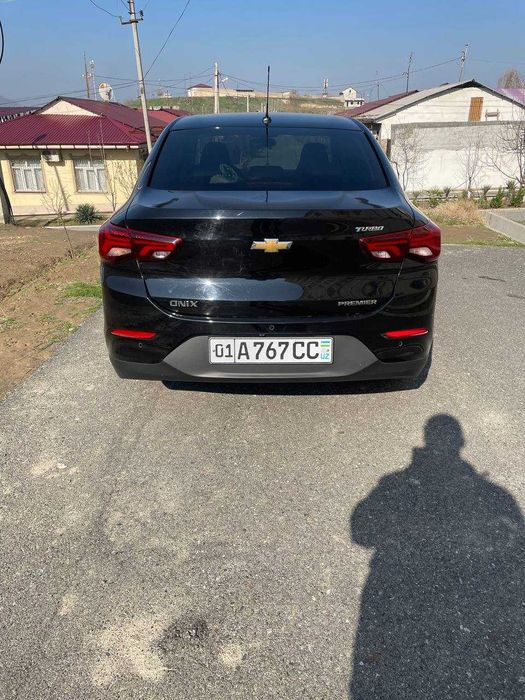 Chevrolet Onix Premier 6 plus сотилади