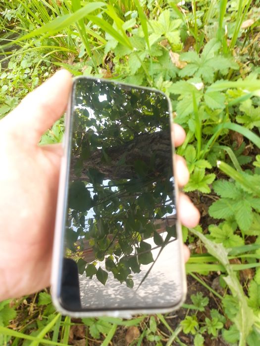 IPhone x 256/81 Sotiladi yoki Abmen