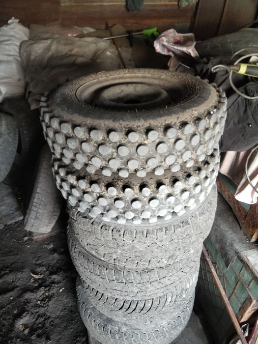 Продам резину,  вездеход