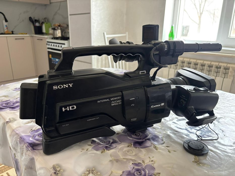 Видеокамера сатылады, көп қолданылмаған