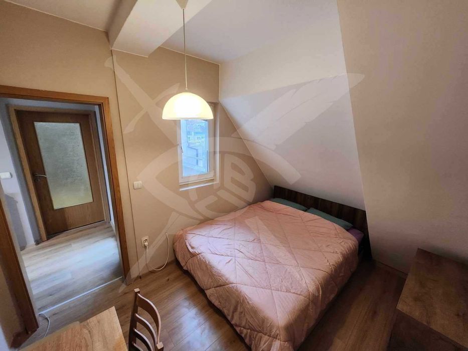 Дава се под наем Двустаен апартамент в Варна, Цветен квартал - 64 кв.м за 500 € - Снимка #2