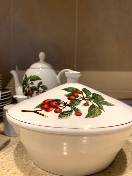 Сервиз столовый