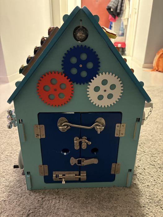 Casuta de activitati lemn Montessori