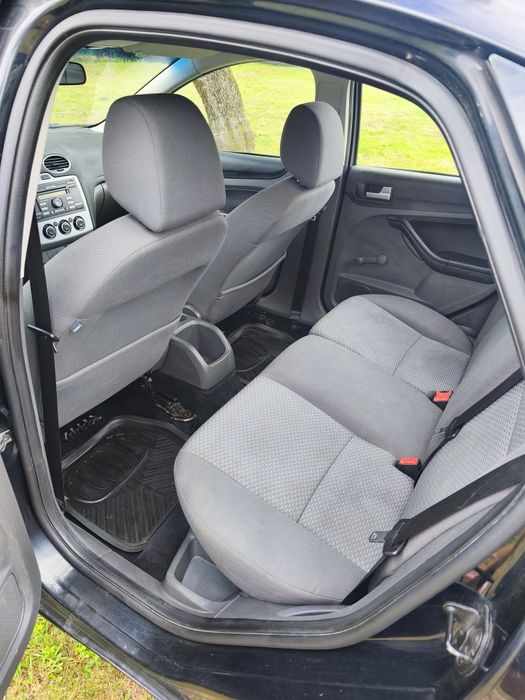 FORD Focus 2007 — imagine 5