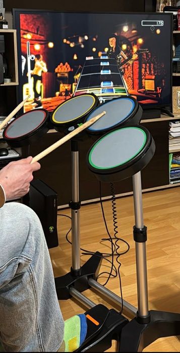 Rock Band сет за Xbox 360