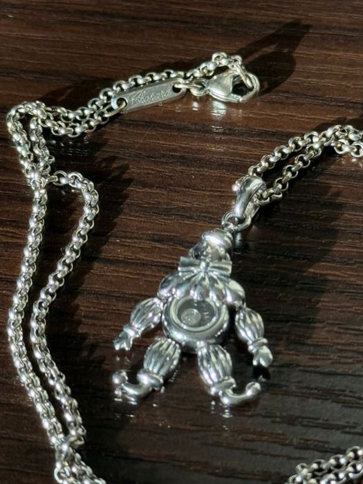 Продам цепь с кулоном Chopard оригинал.