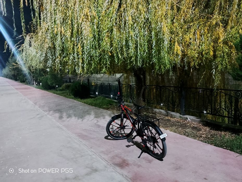 Holati zoʻr,kamchiligi yoʻq.