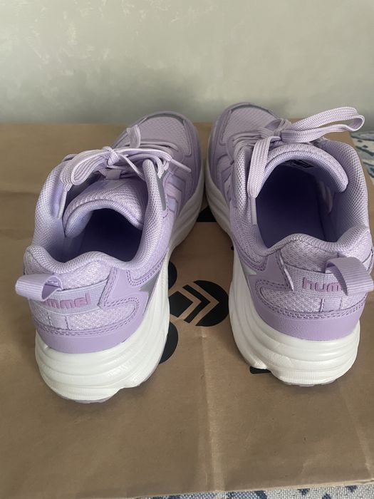 Новые кроссовки Hummel