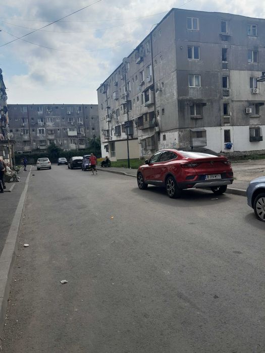 GARSONIERA COMPLET UTILATA Fetentarietari Str. Aleea Livezilor NR.26 Bl.37  Doar vizionări serioase.  Telefon:0721560608]