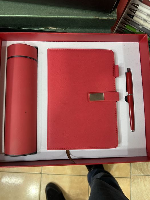 подрачный набор для 8-март