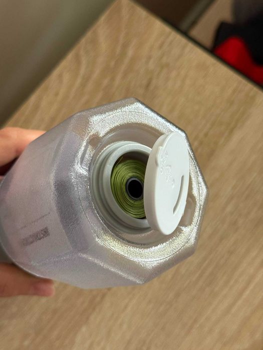 Sticlă portabilă pentru câini 500ml + dispenser pungi | Nouă | Alb/Gri
