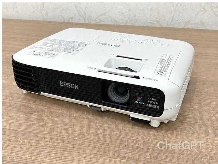 Проектор Epson EB-U04 [3LCD, 1920x1200, 3000 lm, HDMI