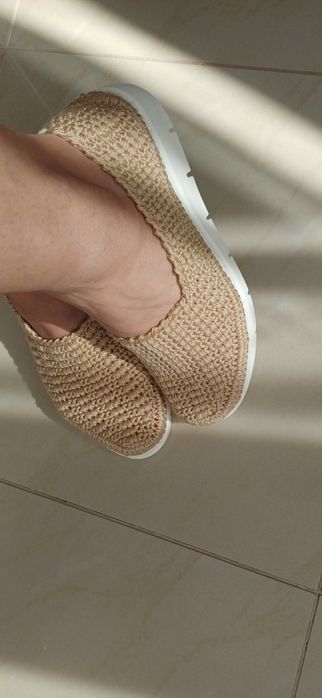 Pantofi crosetati