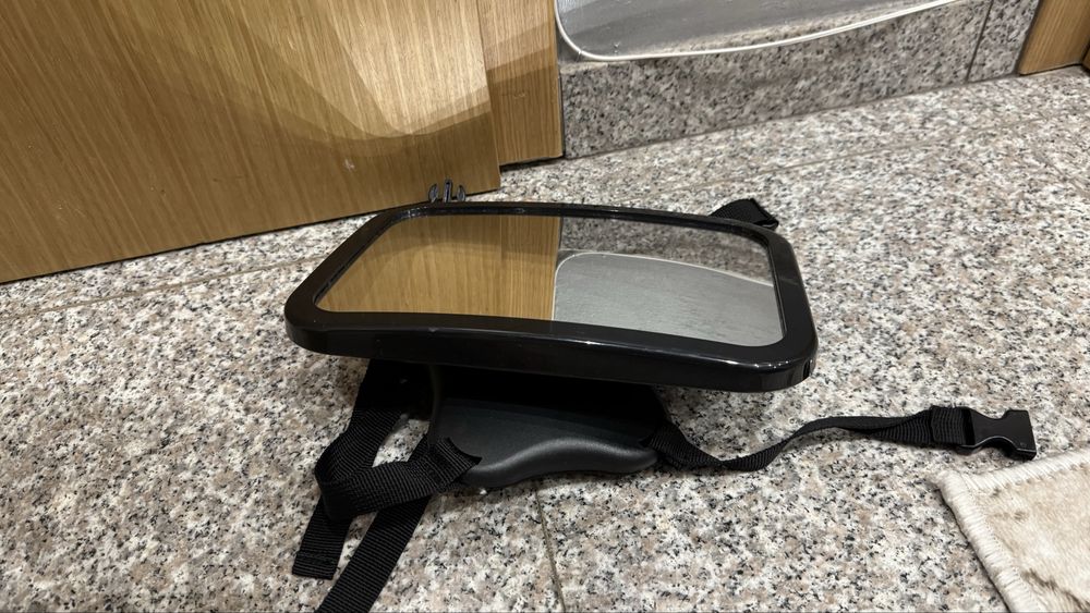 Огледало за кола за бебе
