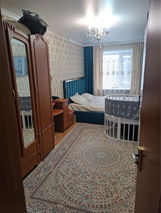Продаю 2-х комнатную квартиру в 13ом микрорайоне.