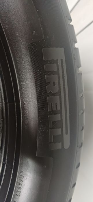 Летни гуми Pirelli 245 50 19